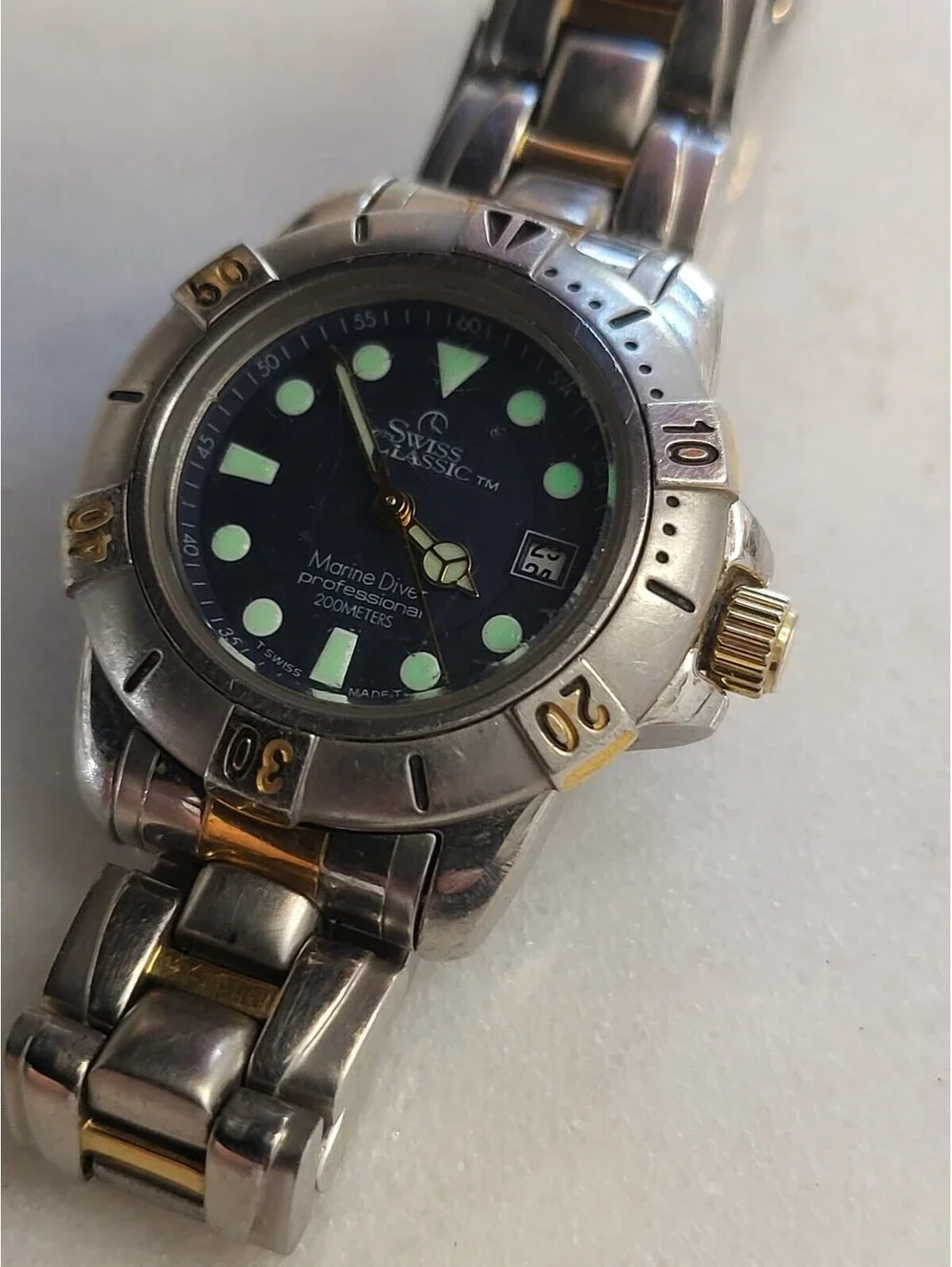 Women’s Swiss Classic Watch With Original Box